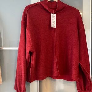 NWT NEVER WORN light Urban Outfitters sweater